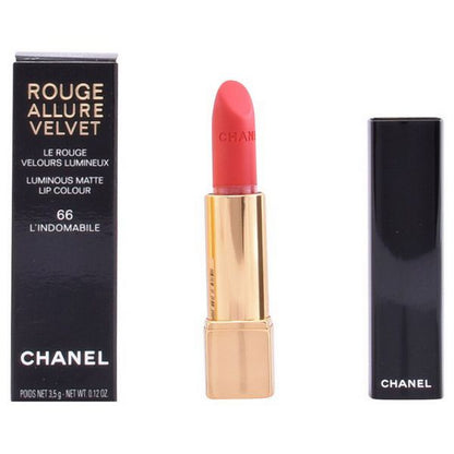 Lipstick Rouge Allure Velvet Chanel