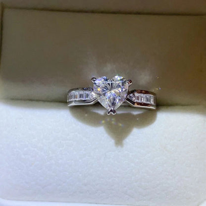 1 Carat Moissanite 925 Sterling Silver Ring