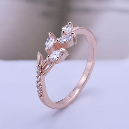 Women Glamorous Ring Eternity Wedding Band Leaf Zircon Jewelry