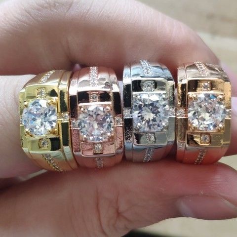 Moissanite Gold Plated Domineering Wedding Ring